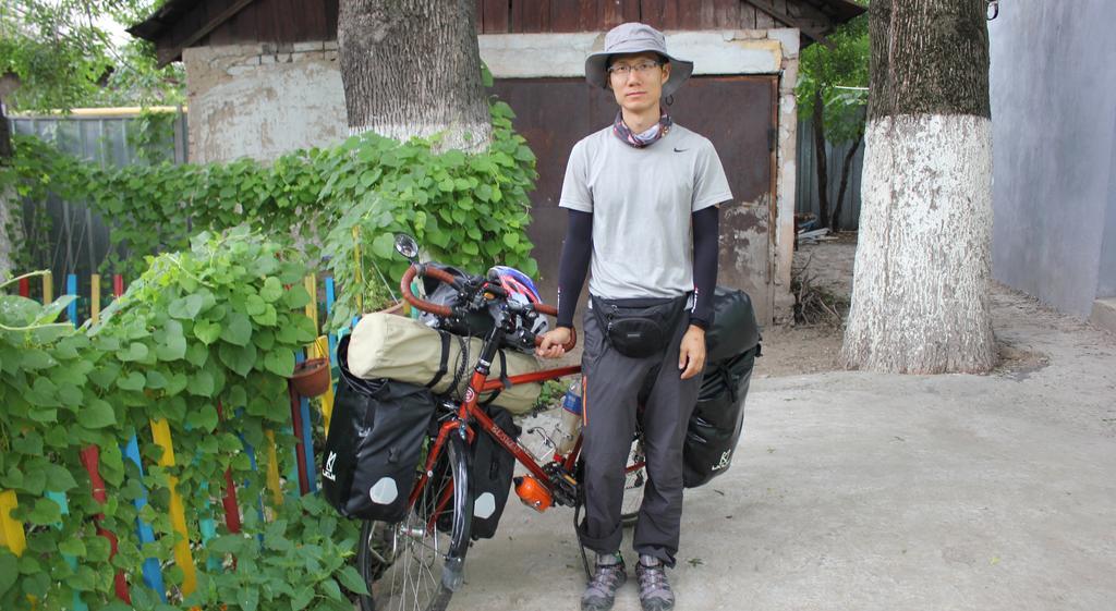 Almaty Hostel Dom Koktobe Dış mekan fotoğraf